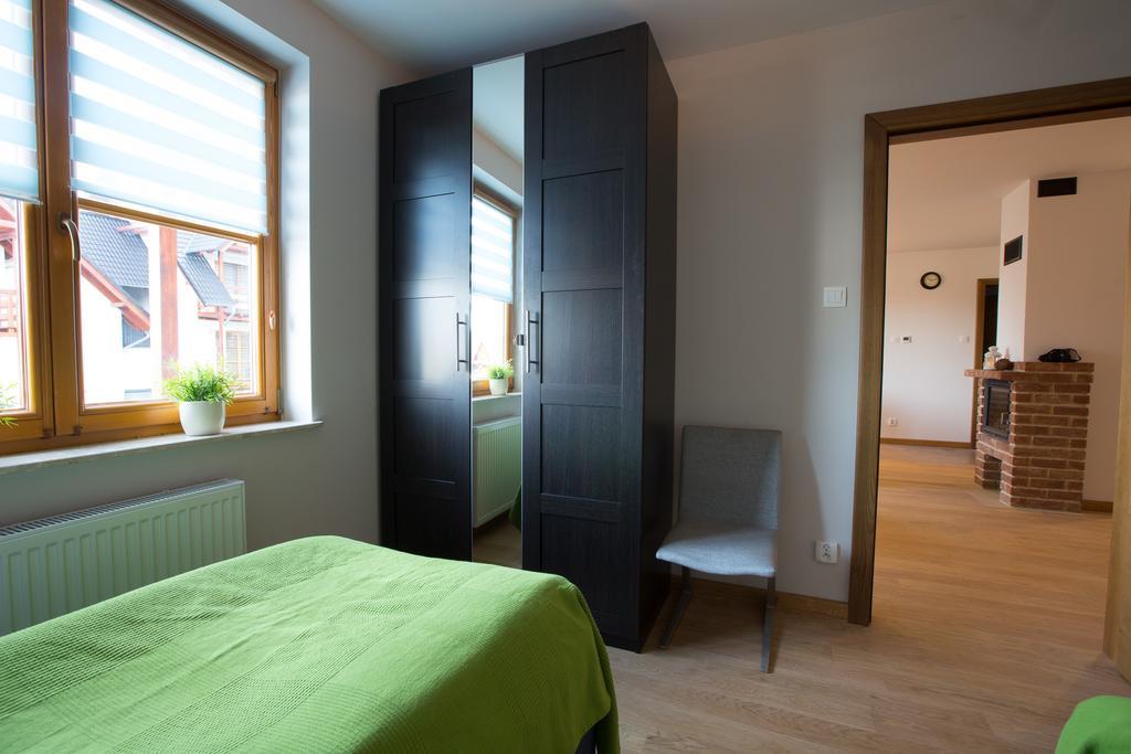 "Rodzinny Apartament Pod Sniezka 2" Na Osiedlu "Apartamenty Pod Sniezka" Karpacz Habitación foto